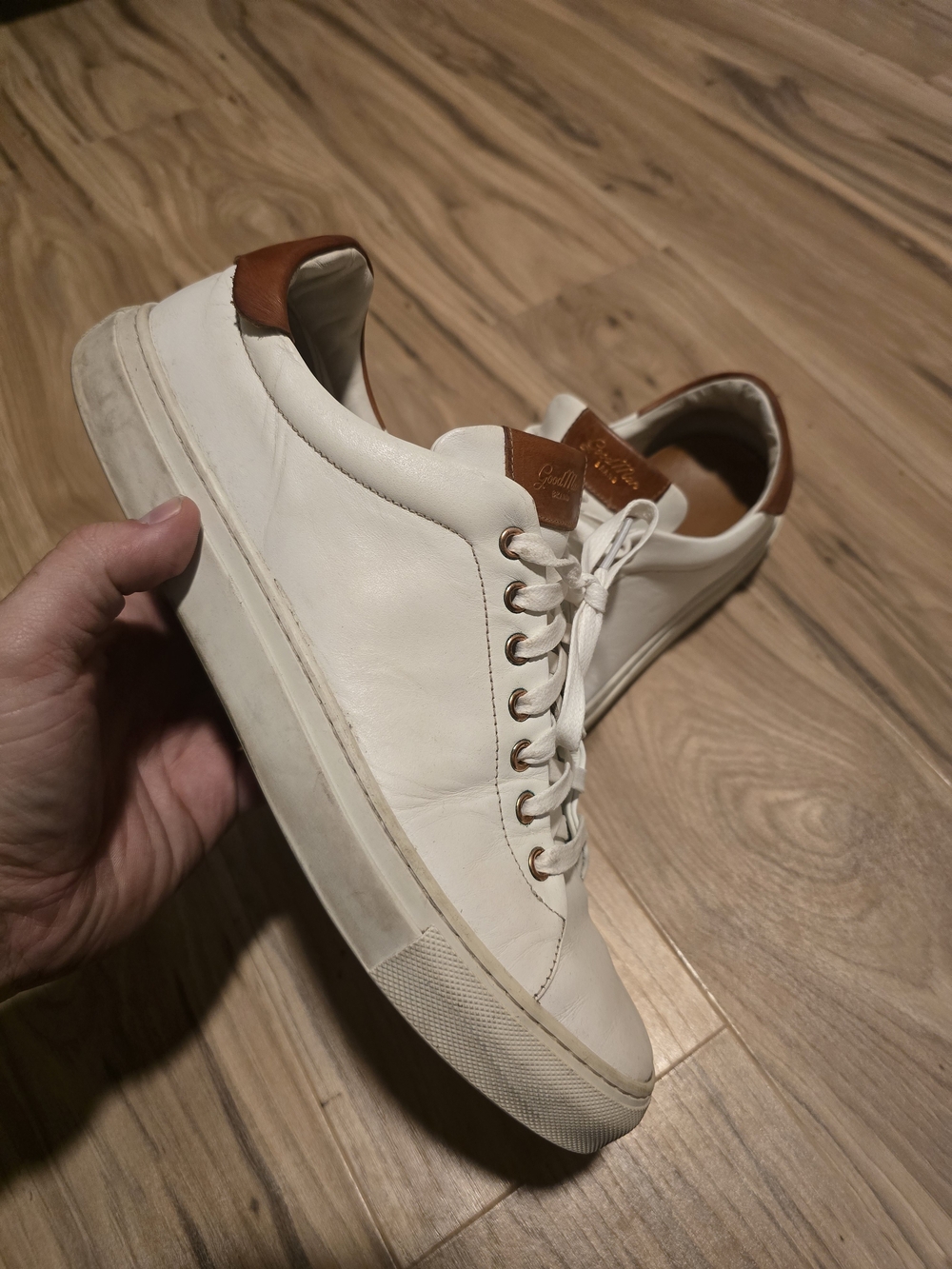 Goodman Italian Leather sneakers